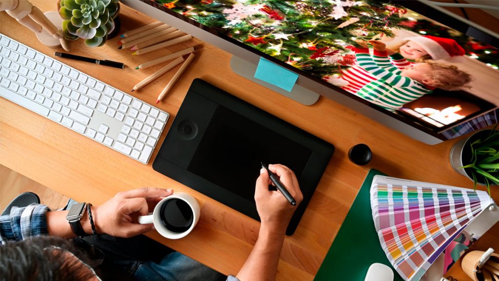 Christmas gifts for graphic designers