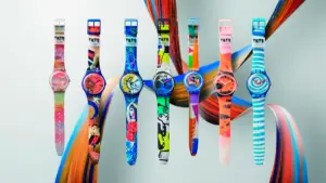 Tate x Swatch presentan vibrantes relojes artísticos